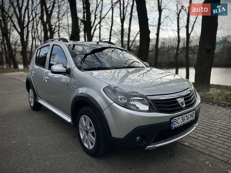 Внедорожник / Кроссовер Dacia Sandero StepWay 2012 в Сумах фото 21 Внедорожник / Кроссовер Dacia Sandero StepWay 2012 в Сумах