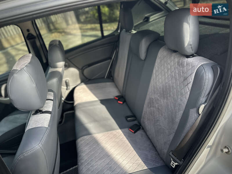 Внедорожник / Кроссовер Dacia Sandero StepWay 2012 в Сумах фото 49 Внедорожник / Кроссовер Dacia Sandero StepWay 2012 в Сумах