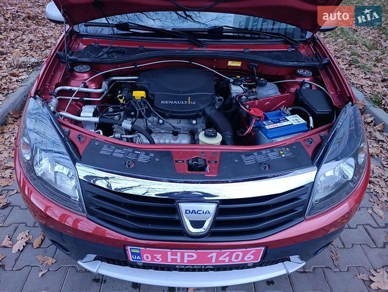 Внедорожник / Кроссовер Dacia Sandero StepWay 2010 в Полтаве