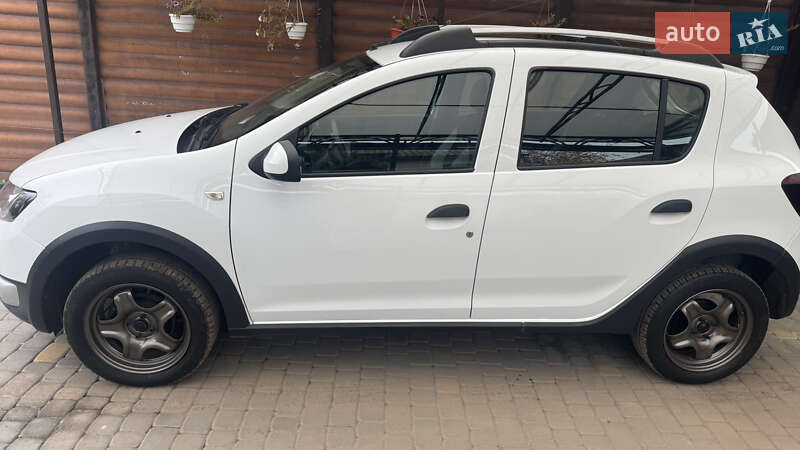 Внедорожник / Кроссовер Dacia Sandero StepWay 2014 в Харькове