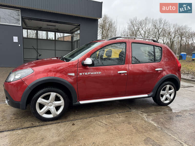 Позашляховик / Кросовер Dacia Sandero StepWay 2012 в Кролевці