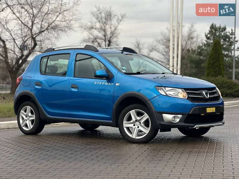 Позашляховик / Кросовер Dacia Sandero StepWay 2013 в Києві фото 4 Позашляховик / Кросовер Dacia Sandero StepWay 2013 в Києві