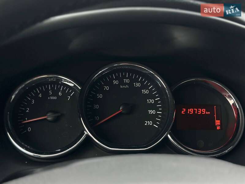 Позашляховик / Кросовер Dacia Sandero StepWay 2013 в Києві фото 16 Позашляховик / Кросовер Dacia Sandero StepWay 2013 в Києві