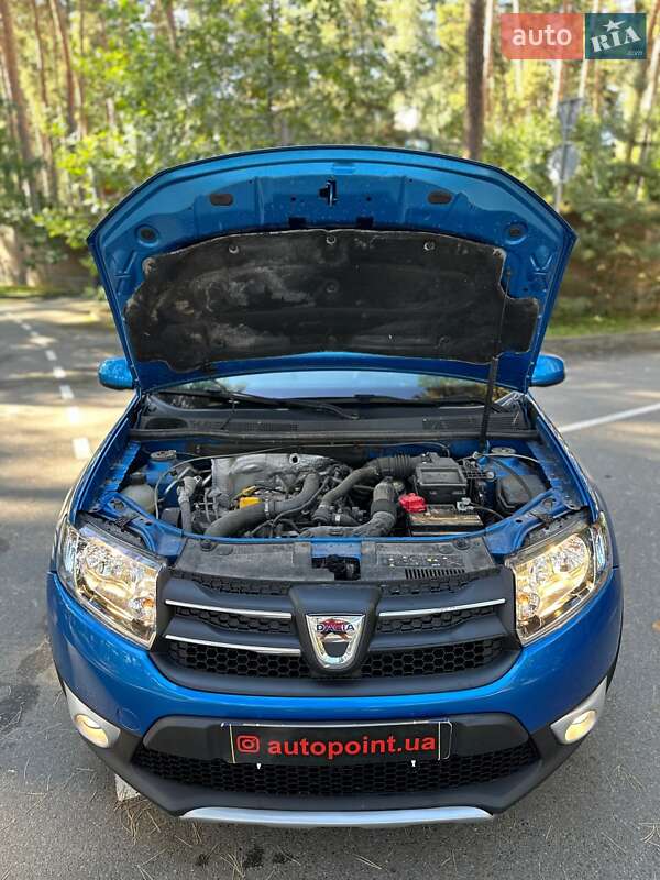 Позашляховик / Кросовер Dacia Sandero StepWay 2016 в Білогородці