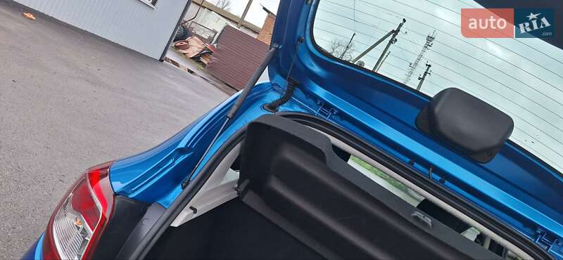 Внедорожник / Кроссовер Dacia Sandero StepWay 2015 в Новоархангельске