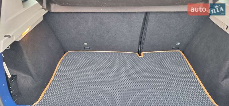 Внедорожник / Кроссовер Dacia Sandero StepWay 2015 в Новоархангельске