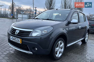 Внедорожник / Кроссовер Dacia Sandero StepWay 2010 в Черкассах