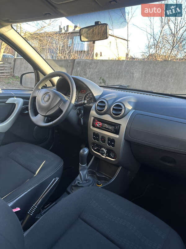 Позашляховик / Кросовер Dacia Sandero StepWay 2010 в Хоролі