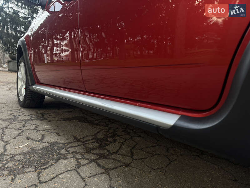 Позашляховик / Кросовер Dacia Sandero StepWay 2011 в Умані фото 9 Позашляховик / Кросовер Dacia Sandero StepWay 2011 в Умані