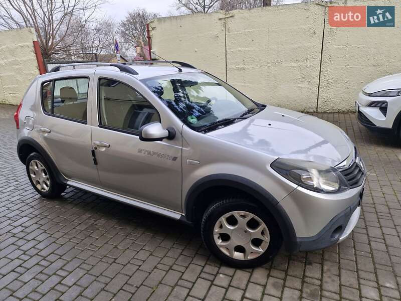 Позашляховик / Кросовер Dacia Sandero StepWay 2009 в Хмельницькому