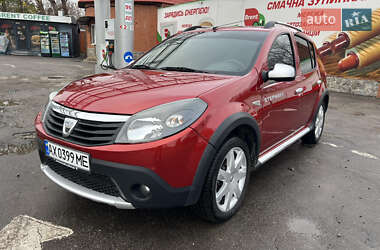 Хетчбек Dacia Sandero StepWay 2012 в Харкові