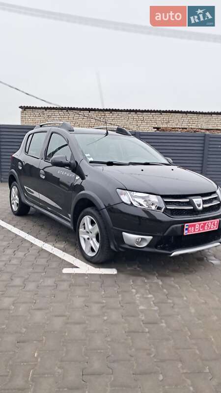 Внедорожник / Кроссовер Dacia Sandero StepWay 2013 в Дубно