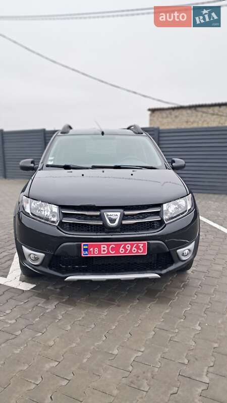 Внедорожник / Кроссовер Dacia Sandero StepWay 2013 в Дубно
