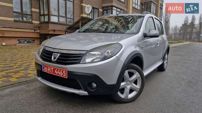 Dacia Sandero StepWay 2012 Dacia Sandero StepWay 2012
