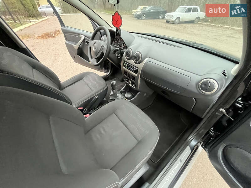 Внедорожник / Кроссовер Dacia Sandero StepWay 2011 в Радивилове фото 66 Внедорожник / Кроссовер Dacia Sandero StepWay 2011 в Радивилове