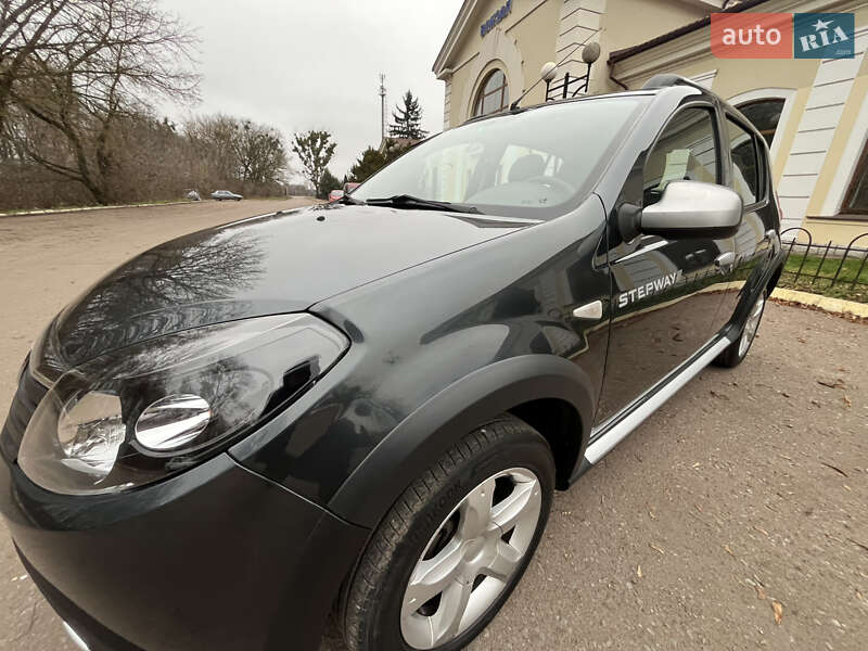 Внедорожник / Кроссовер Dacia Sandero StepWay 2011 в Радивилове фото 121 Внедорожник / Кроссовер Dacia Sandero StepWay 2011 в Радивилове