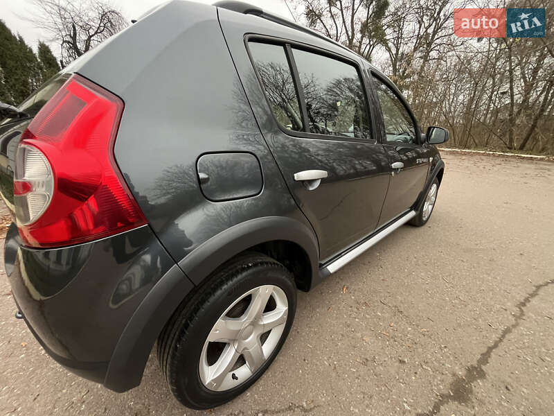 Внедорожник / Кроссовер Dacia Sandero StepWay 2011 в Радивилове фото 132 Внедорожник / Кроссовер Dacia Sandero StepWay 2011 в Радивилове