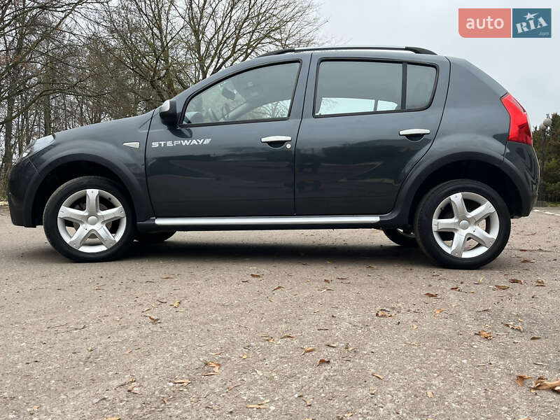 Внедорожник / Кроссовер Dacia Sandero StepWay 2011 в Радивилове фото 163 Внедорожник / Кроссовер Dacia Sandero StepWay 2011 в Радивилове