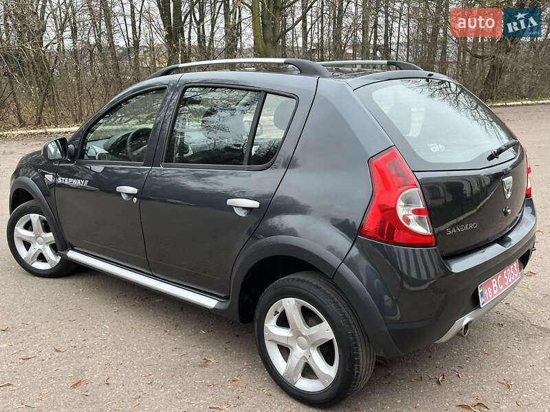 Внедорожник / Кроссовер Dacia Sandero StepWay 2011 в Радивилове фото 170 Внедорожник / Кроссовер Dacia Sandero StepWay 2011 в Радивилове