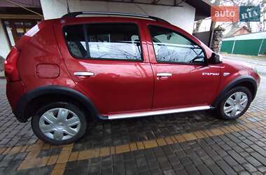 Позашляховик / Кросовер Dacia Sandero StepWay 2011 в Хмільнику