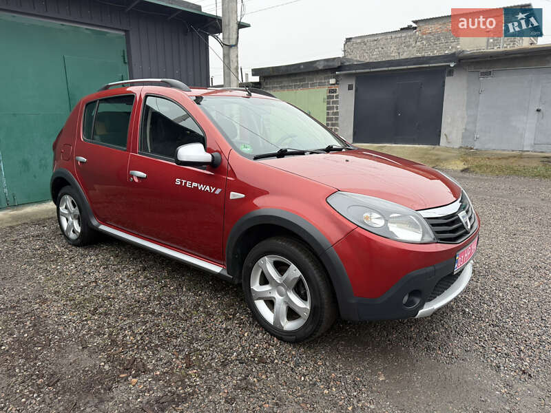 Внедорожник / Кроссовер Dacia Sandero StepWay 2010 в Слобожанском