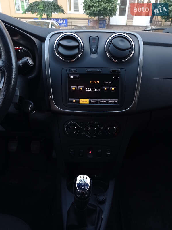 Позашляховик / Кросовер Dacia Sandero StepWay 2012 в Києві