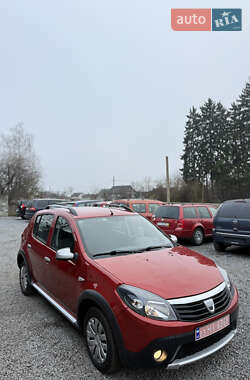 Внедорожник / Кроссовер Dacia Sandero StepWay 2011 в Луцке