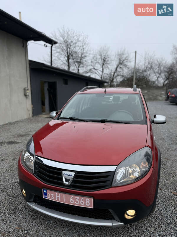 Внедорожник / Кроссовер Dacia Sandero StepWay 2011 в Луцке фото 6 Внедорожник / Кроссовер Dacia Sandero StepWay 2011 в Луцке