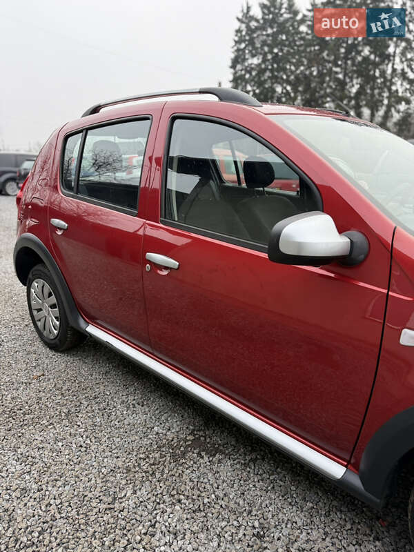 Внедорожник / Кроссовер Dacia Sandero StepWay 2011 в Луцке фото 26 Внедорожник / Кроссовер Dacia Sandero StepWay 2011 в Луцке