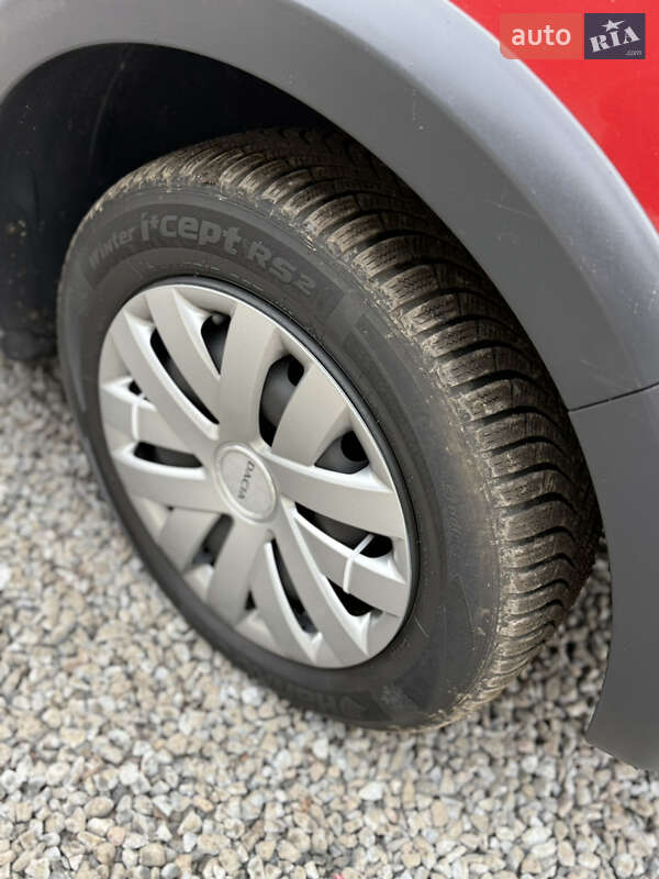 Внедорожник / Кроссовер Dacia Sandero StepWay 2011 в Луцке фото 49 Внедорожник / Кроссовер Dacia Sandero StepWay 2011 в Луцке