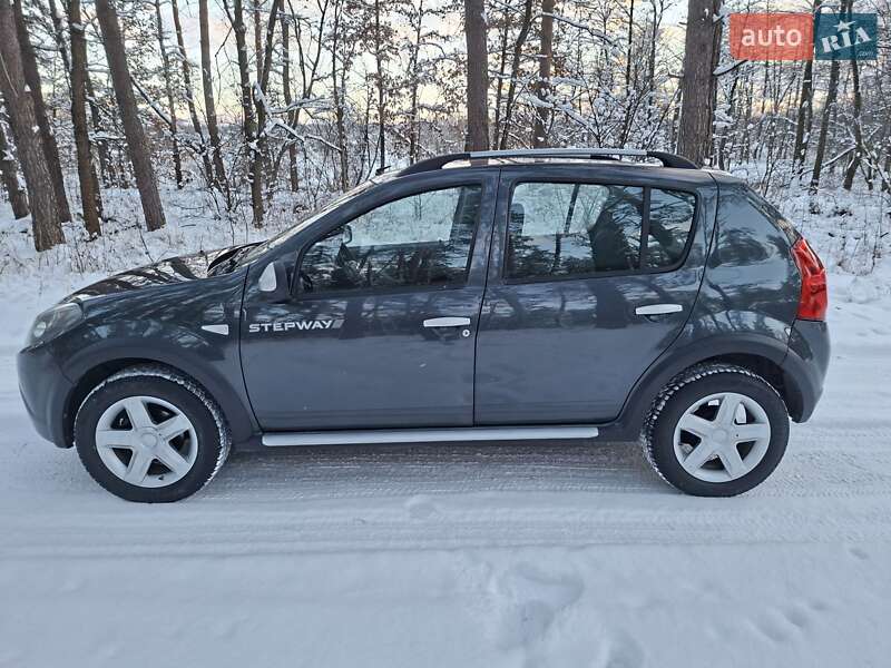 Внедорожник / Кроссовер Dacia Sandero StepWay 2010 в Кролевце фото 9 Внедорожник / Кроссовер Dacia Sandero StepWay 2010 в Кролевце