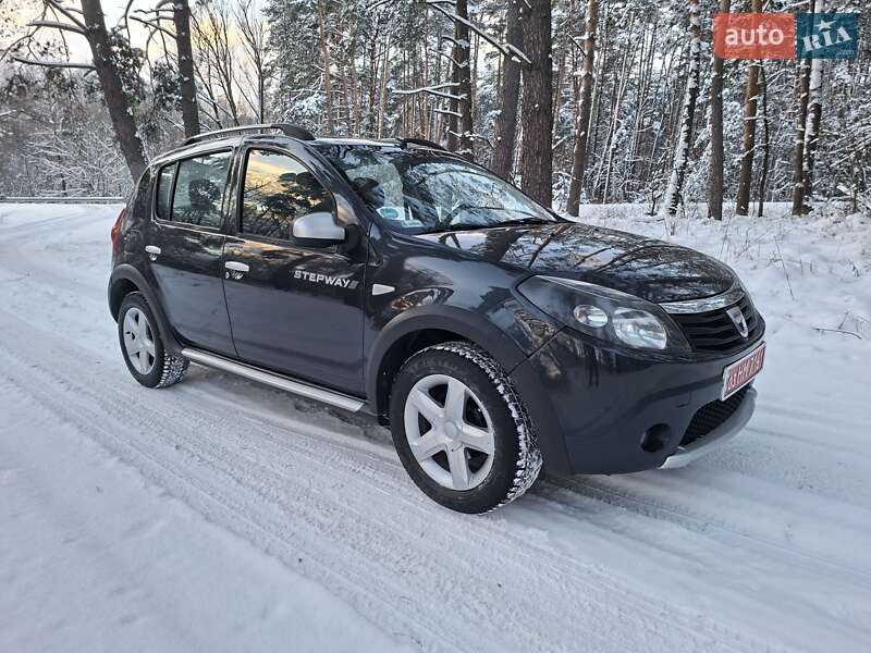 Внедорожник / Кроссовер Dacia Sandero StepWay 2010 в Кролевце фото 15 Внедорожник / Кроссовер Dacia Sandero StepWay 2010 в Кролевце