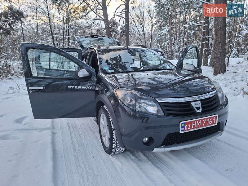 Внедорожник / Кроссовер Dacia Sandero StepWay 2010 в Кролевце фото 29 Внедорожник / Кроссовер Dacia Sandero StepWay 2010 в Кролевце