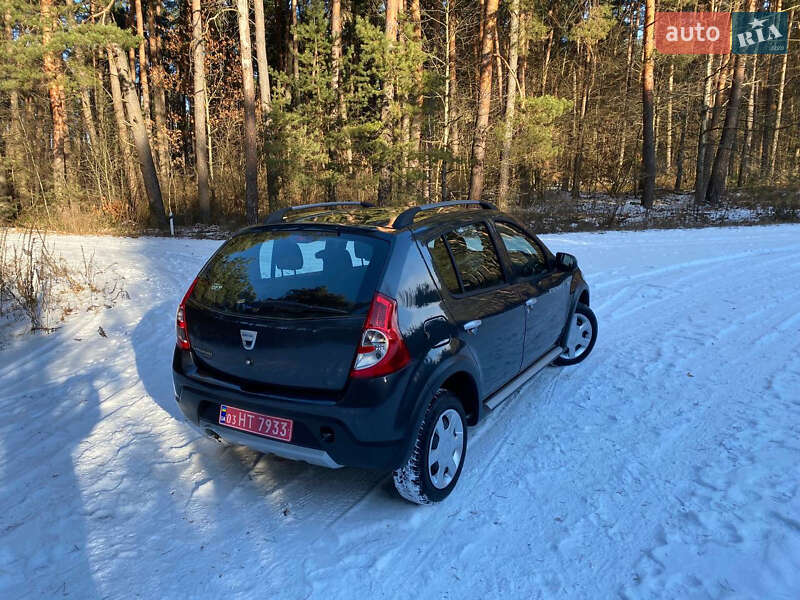Внедорожник / Кроссовер Dacia Sandero StepWay 2012 в Радивилове фото 38 Внедорожник / Кроссовер Dacia Sandero StepWay 2012 в Радивилове