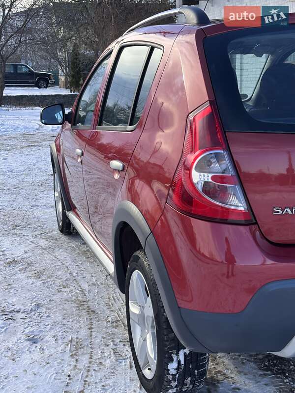 Позашляховик / Кросовер Dacia Sandero StepWay 2010 в Красилові фото 7 Позашляховик / Кросовер Dacia Sandero StepWay 2010 в Красилові