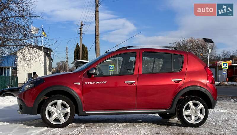 Позашляховик / Кросовер Dacia Sandero StepWay 2010 в Красилові фото 13 Позашляховик / Кросовер Dacia Sandero StepWay 2010 в Красилові