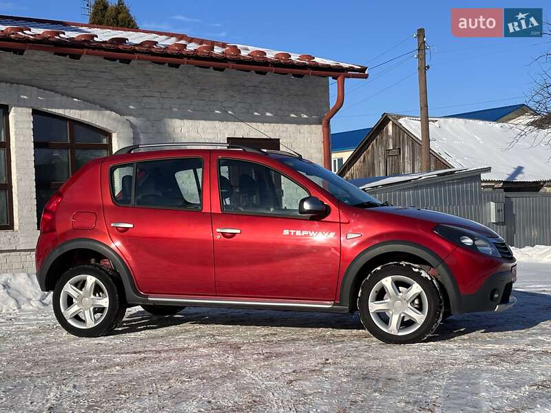 Позашляховик / Кросовер Dacia Sandero StepWay 2010 в Красилові фото 43 Позашляховик / Кросовер Dacia Sandero StepWay 2010 в Красилові