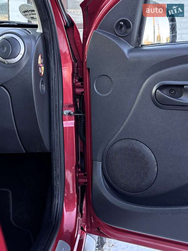 Позашляховик / Кросовер Dacia Sandero StepWay 2010 в Красилові фото 73 Позашляховик / Кросовер Dacia Sandero StepWay 2010 в Красилові