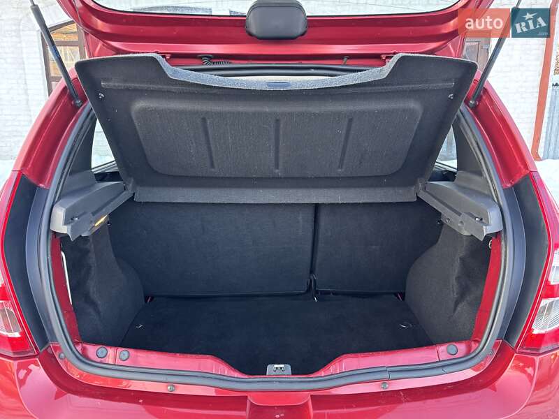 Позашляховик / Кросовер Dacia Sandero StepWay 2010 в Красилові фото 91 Позашляховик / Кросовер Dacia Sandero StepWay 2010 в Красилові