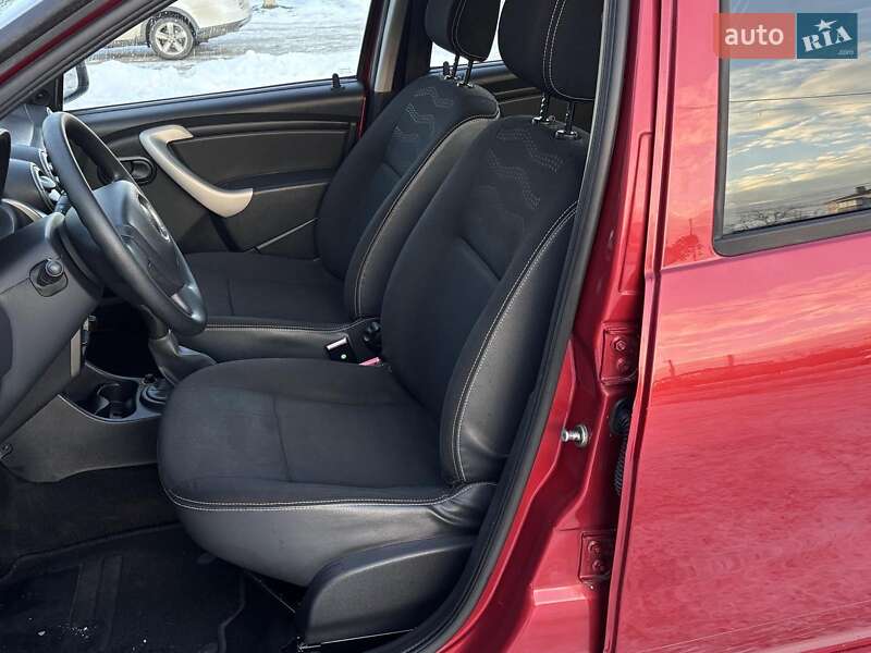 Позашляховик / Кросовер Dacia Sandero StepWay 2010 в Красилові фото 102 Позашляховик / Кросовер Dacia Sandero StepWay 2010 в Красилові