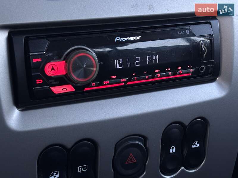 Позашляховик / Кросовер Dacia Sandero StepWay 2010 в Красилові фото 111 Позашляховик / Кросовер Dacia Sandero StepWay 2010 в Красилові