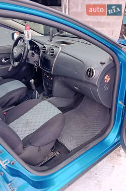 Внедорожник / Кроссовер Dacia Sandero StepWay 2013 в Козове