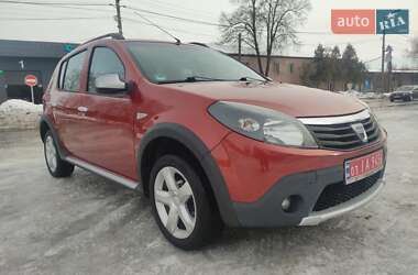 Внедорожник / Кроссовер Dacia Sandero StepWay 2011 в Чернигове
