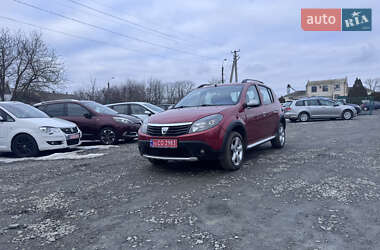 Внедорожник / Кроссовер Dacia Sandero StepWay 2011 в Звенигородке