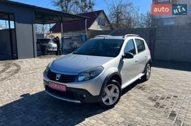 Внедорожник / Кроссовер Dacia Sandero StepWay 2010 в Гадяче