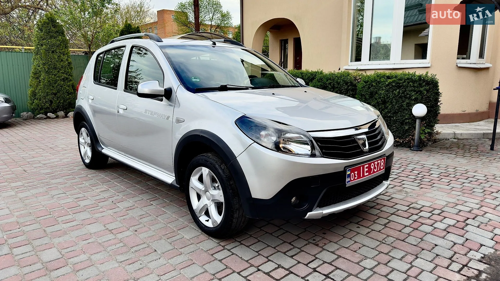 2012 Dacia Sandero - мініатюра 8