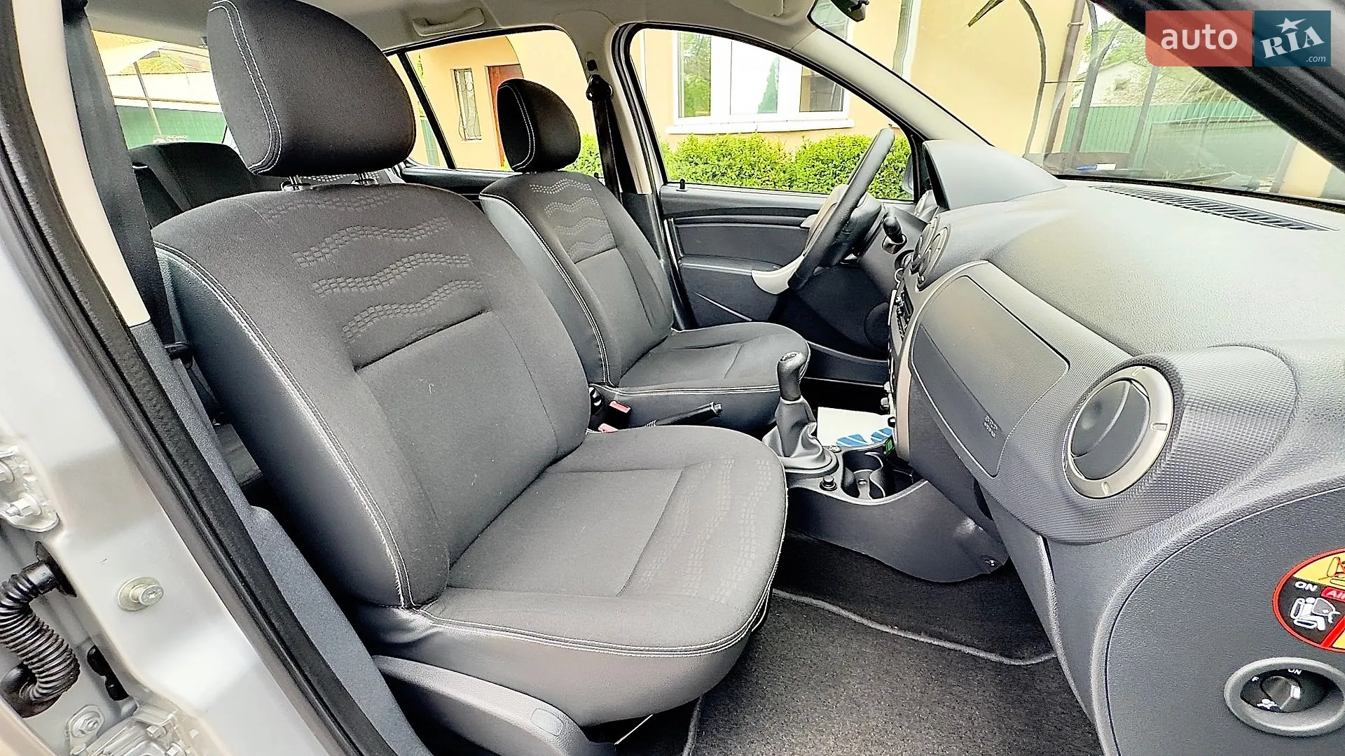 2012 Dacia Sandero - мініатюра 39
