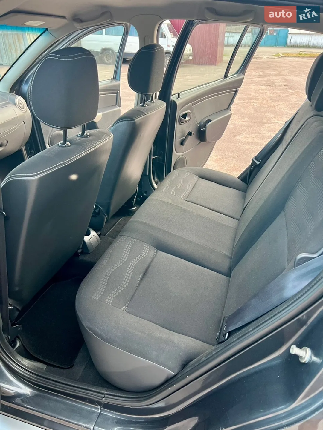 2011 Dacia Sandero - мініатюра 29