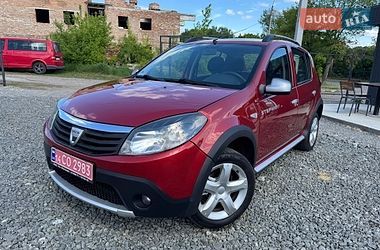 Внедорожник / Кроссовер Dacia Sandero StepWay 2011 в Умани