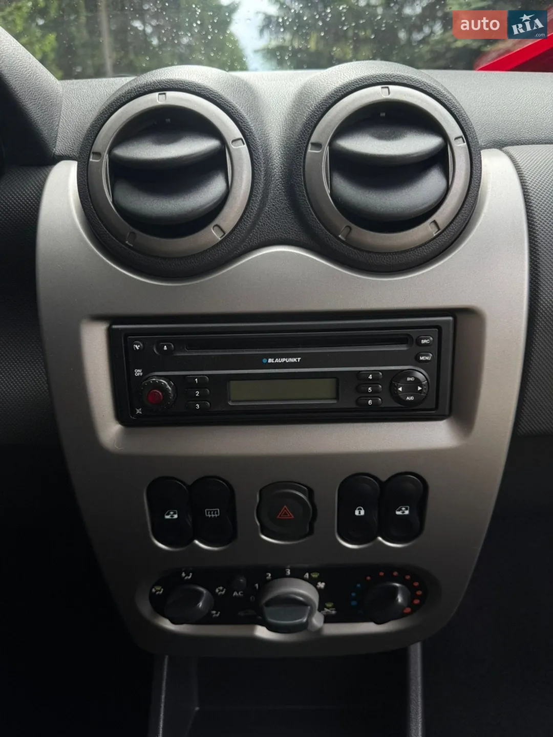 2011 Dacia Sandero - мініатюра 23